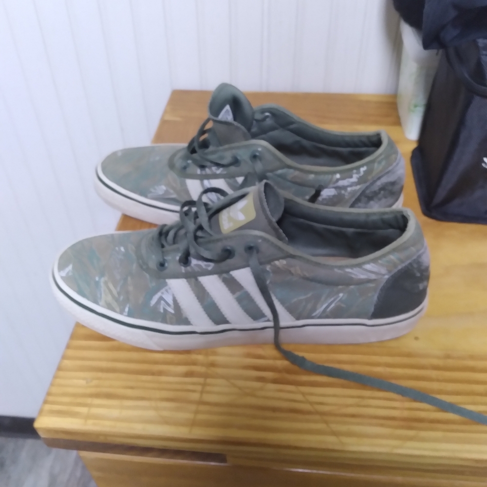 Adidas size 10.5